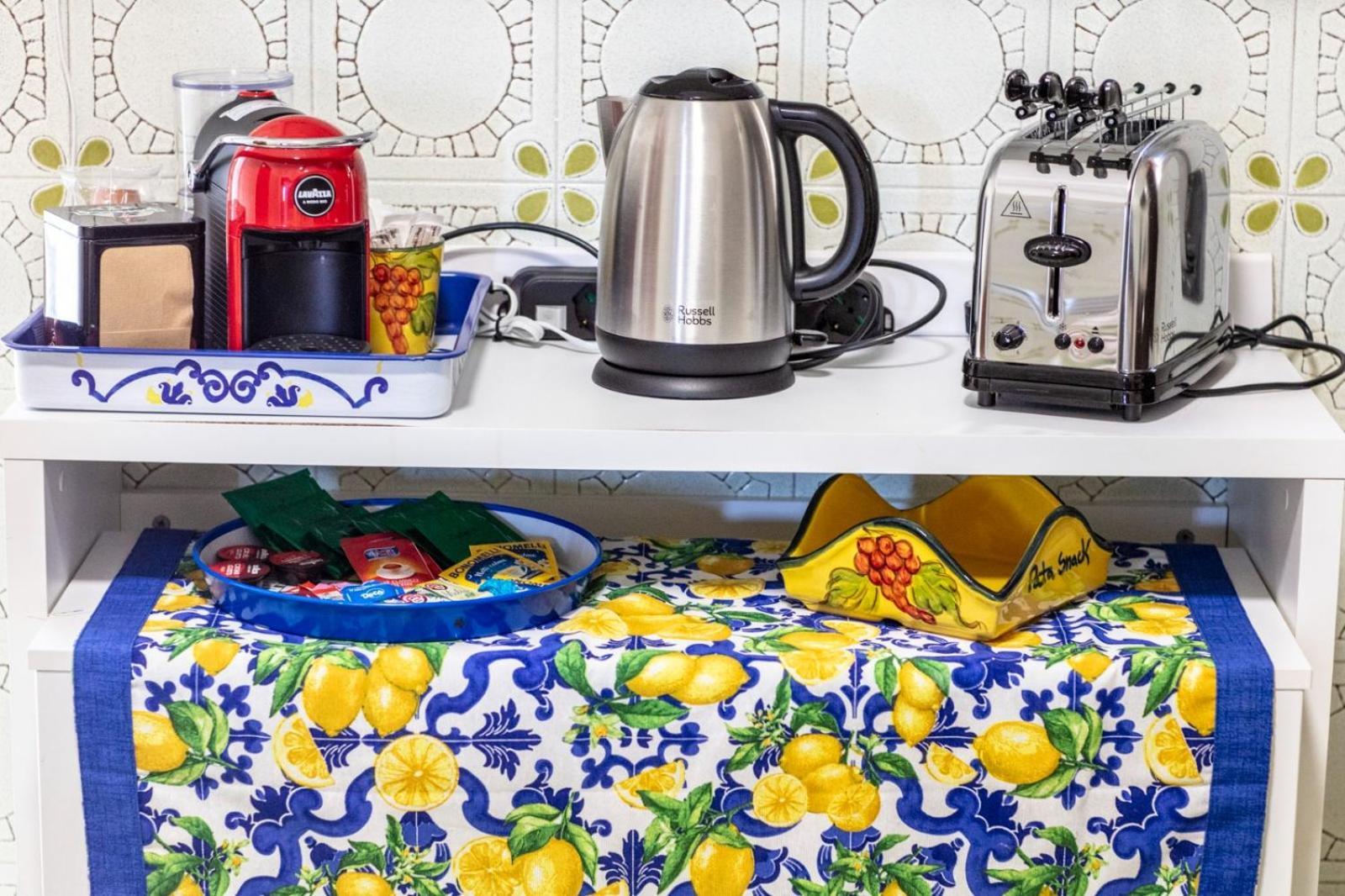 Suite Apartment タオルミーナ エクステリア 写真
